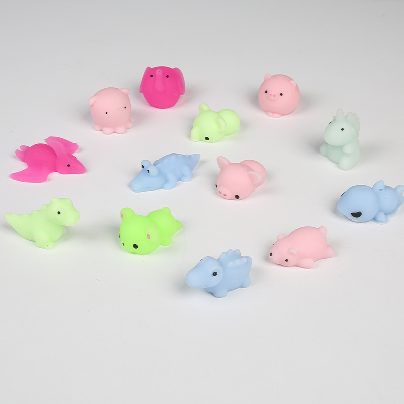 高品质工厂批发 Squishy Mochi 玩具 tpr 填充流行弹力 2 英寸 brinquedos 玩具成人减压